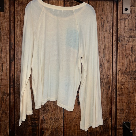 Wildfox Patriotic American L/S Bell Sleeve Tee in Cream Off-White Size Medium - Picture 3 of 4